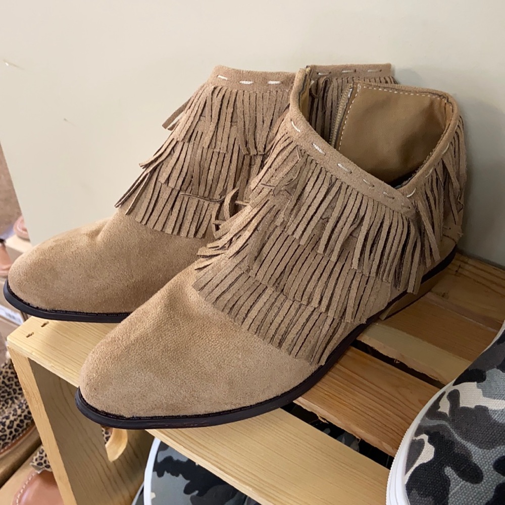 New Fringe Booties. Small heel. Side zipper.